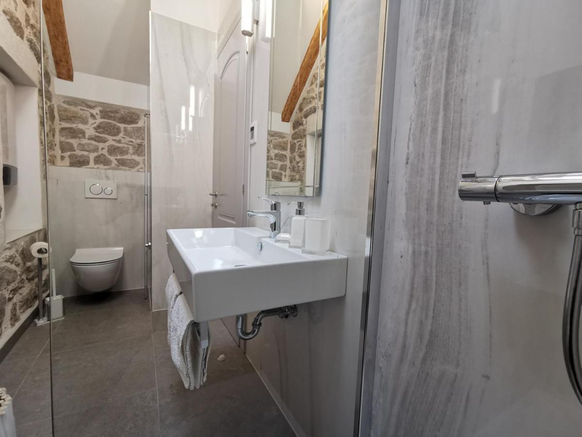 Fjaka Boutique Apartments Сплит Екстериор снимка