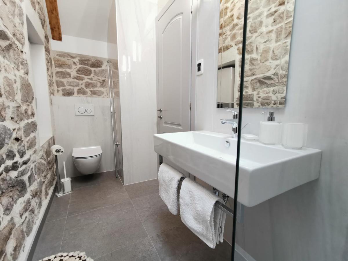 Fjaka Boutique Apartments Сплит Екстериор снимка