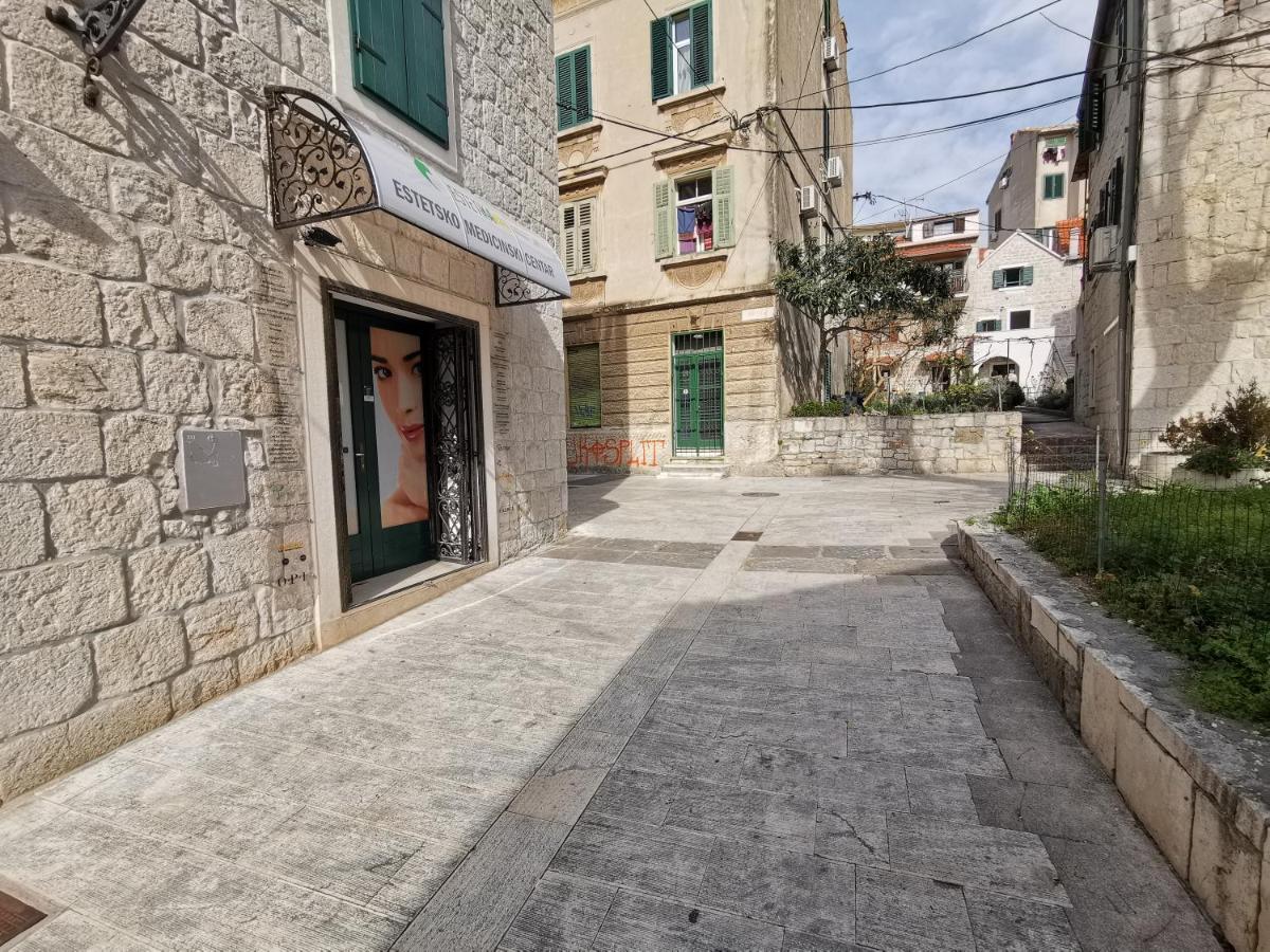Fjaka Boutique Apartments Сплит Екстериор снимка